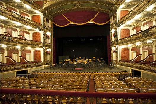 Hawaii Symphony Orchestra: Renee Fleming